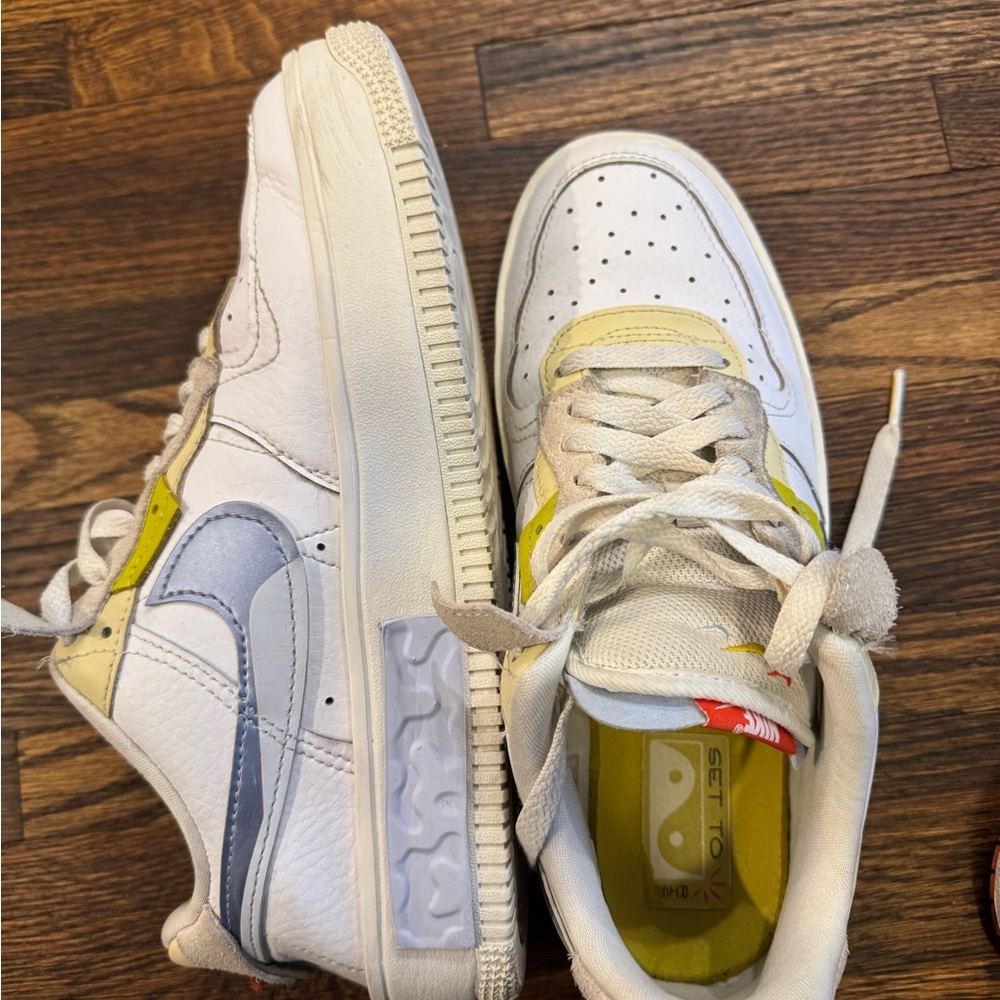 Nike
Air Force 1 Fontanka "Set To Rise" Size 9